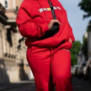 Atakum anal yapan sinirsiz bayan Bade 