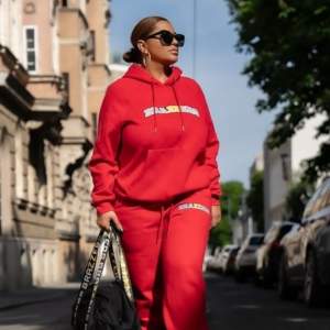 Atakum anal yapan sinirsiz bayan Bade 