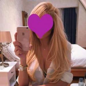 Sarışın Escort Neşe