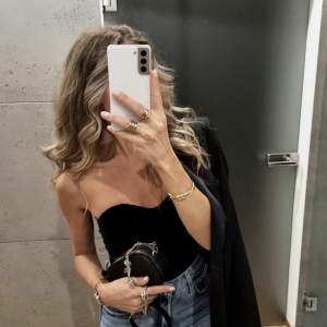 Şık Samsun escort Sarışın Defne