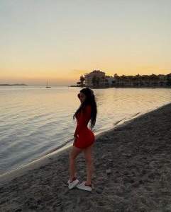 Uzun sürekli zevk veren Asude